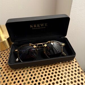 KREWE Gold and Black St Louis Polarized